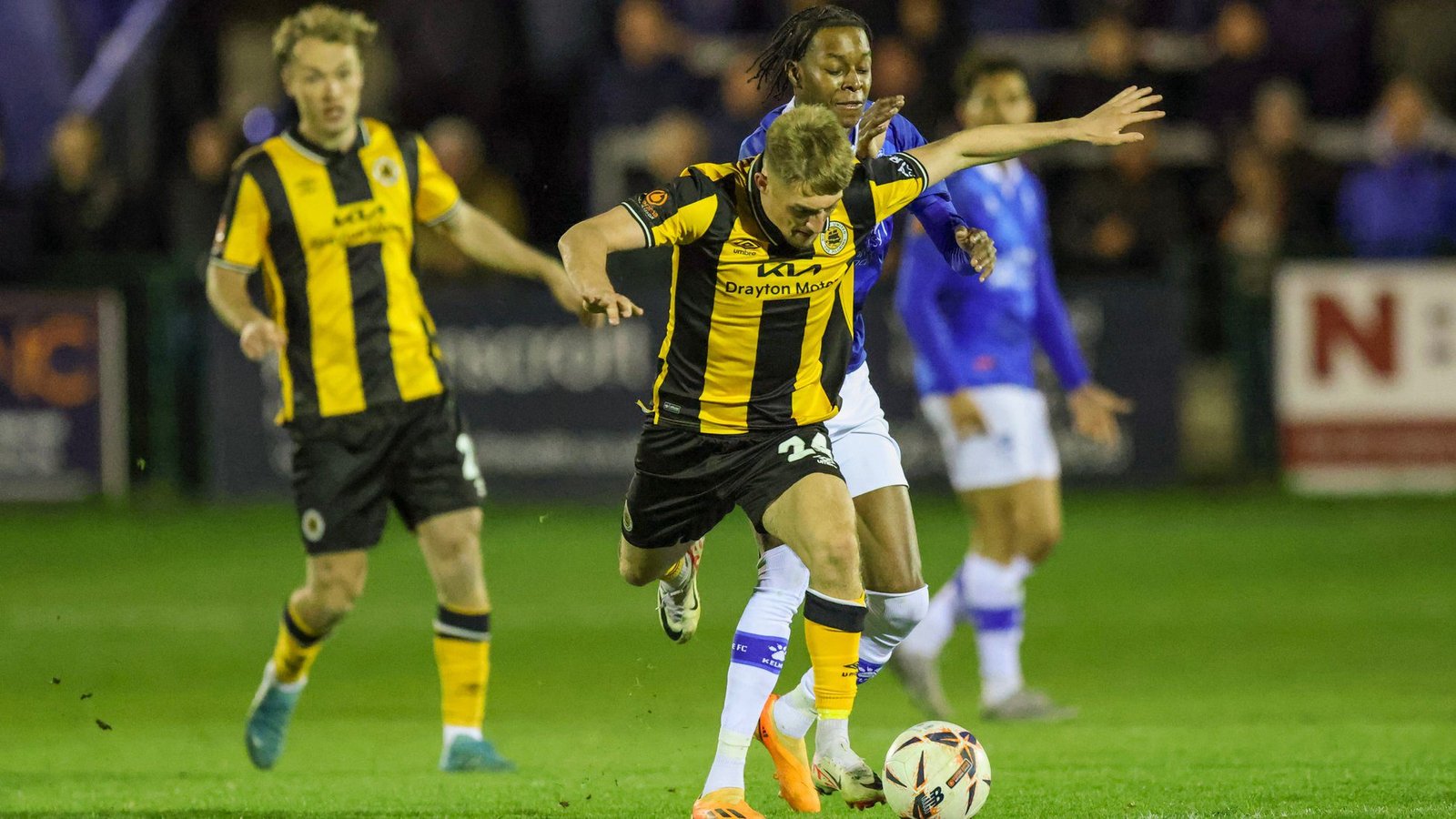 Wealdstone 1-0 Boston United