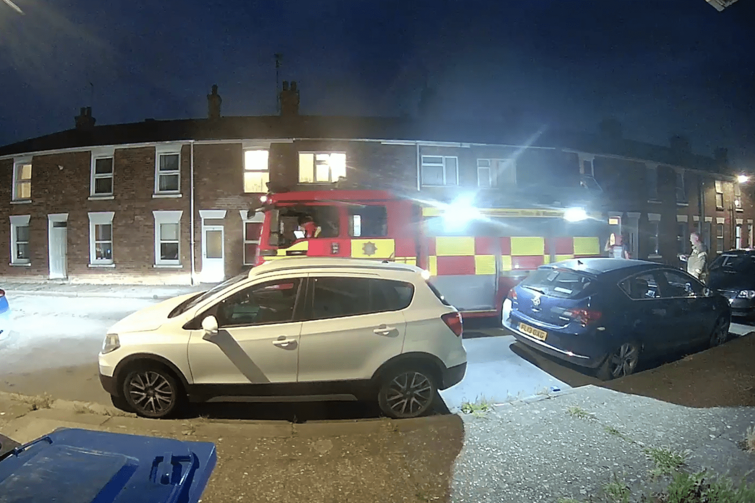 Deliberate Fire on Oxford Street Causes Evacuations and Damages Vehicle