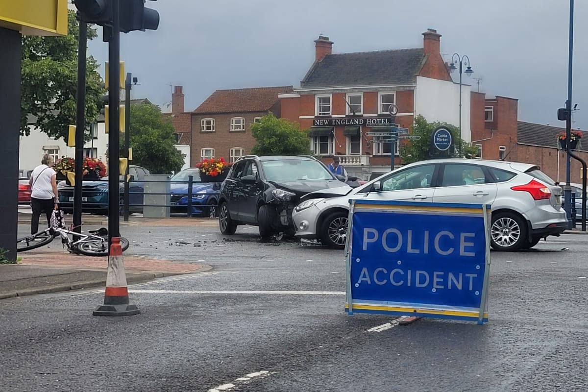 Two-Vehicle Collision Closes Tawney Street and Wide Bargate