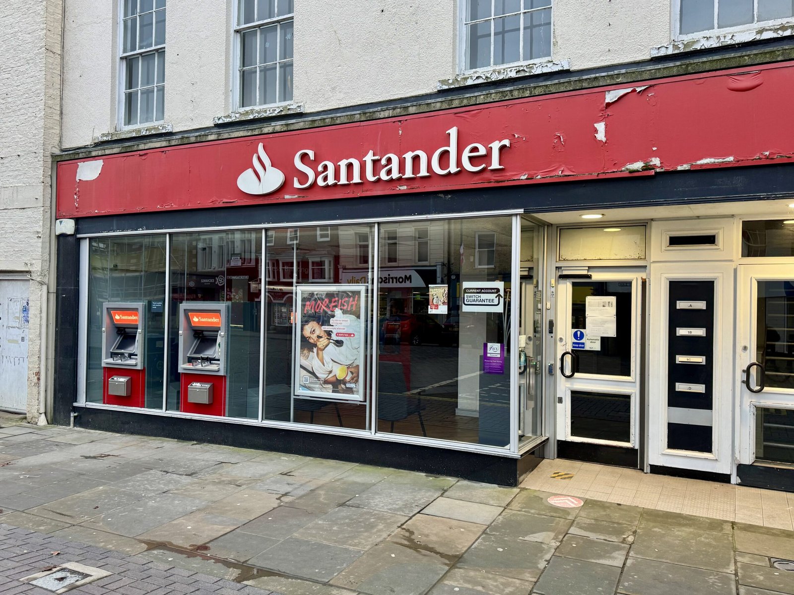 Bank announced plans to close town centre branch